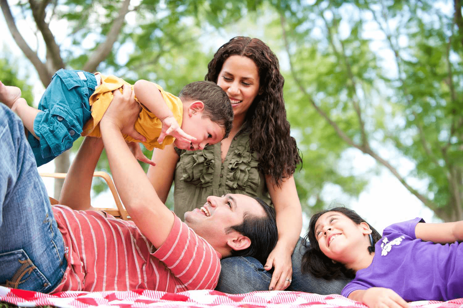 Финансовые Трудности Американского Среднего Класса: Что Важно Знать