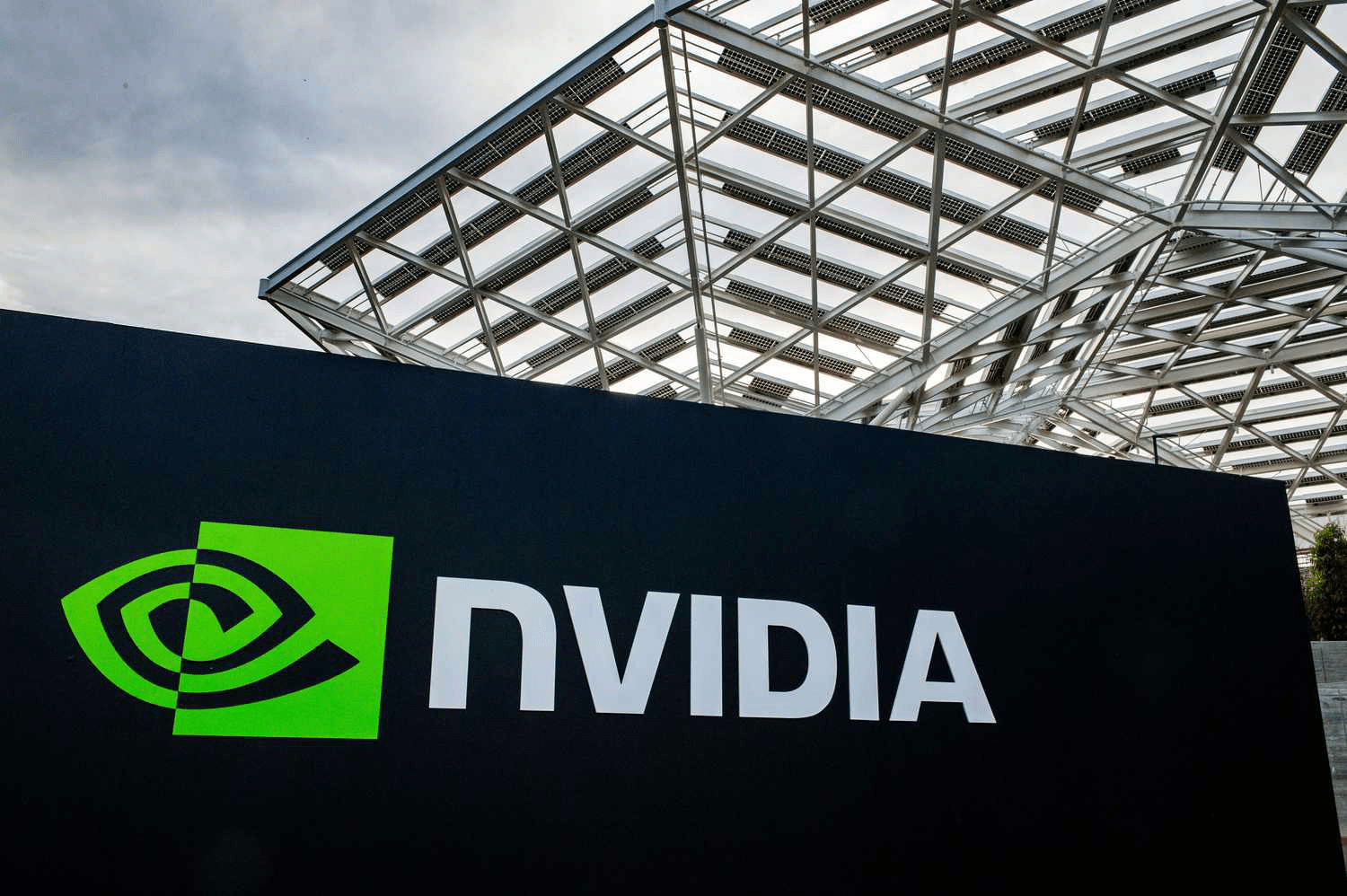 Nvidia's Stock Dips, But Wall Street Urges Investors to Buy Now