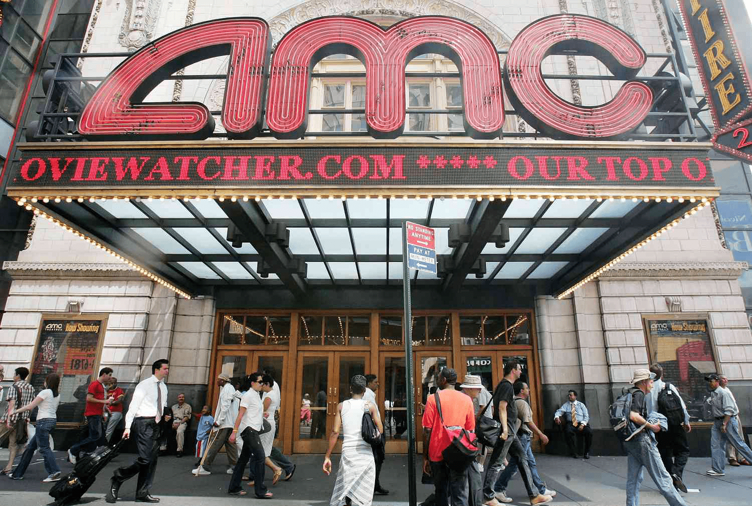 AMC Entertainment Stock Plummets in 2023 After Disappointing Q3 Revenue Guidance at $119.5M