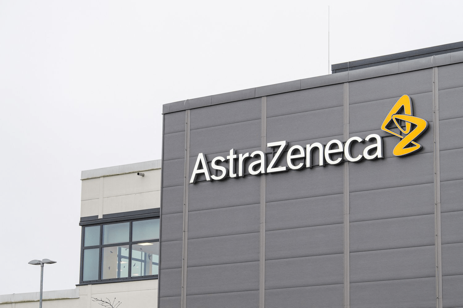 AstraZeneca yangi vazn kamaytiruvchi dori bilan bozorni zabt etishga tayyorlanmoqda
