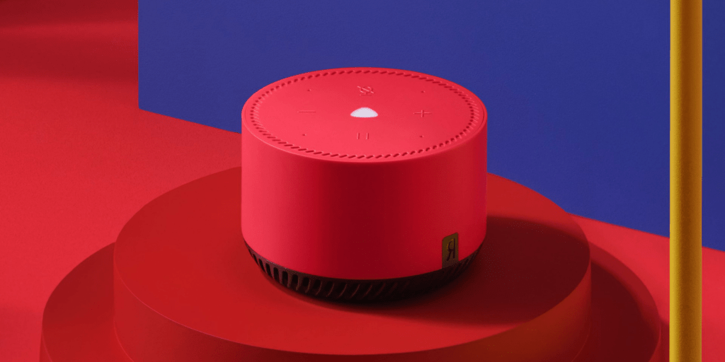 Deal of the Day: Yandex.Station Lite and Yandex Smart Bulb for $45 Instead of $67