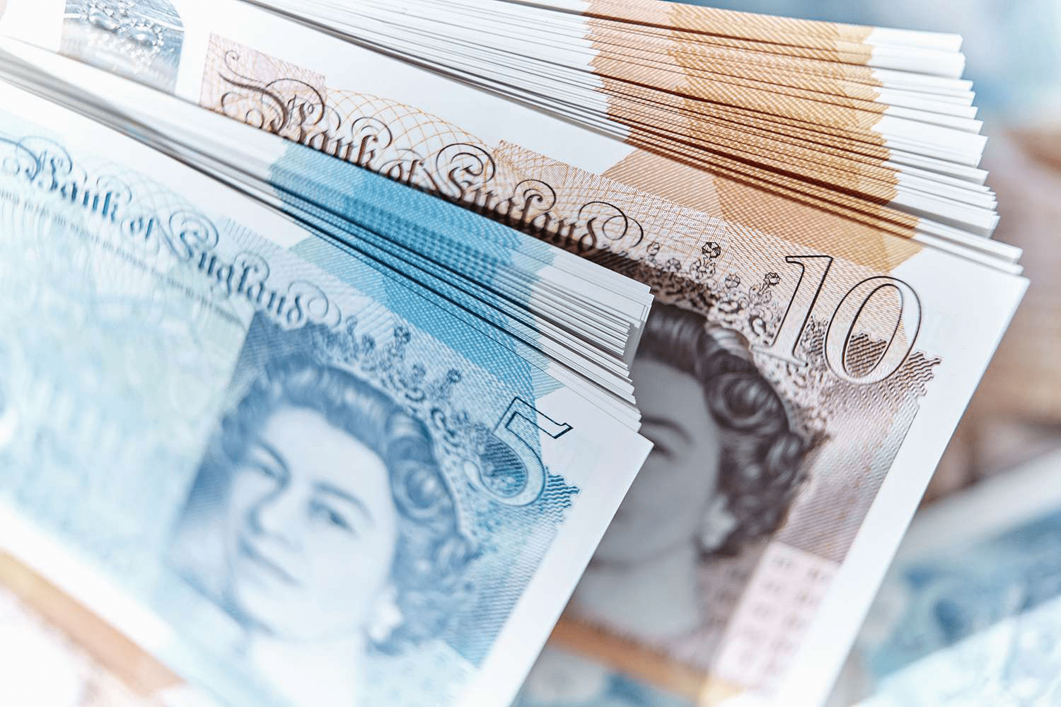 Черная Среда: Как Крах Фунта Изменил Британскую Экономику и Роль Джорджа Сороса