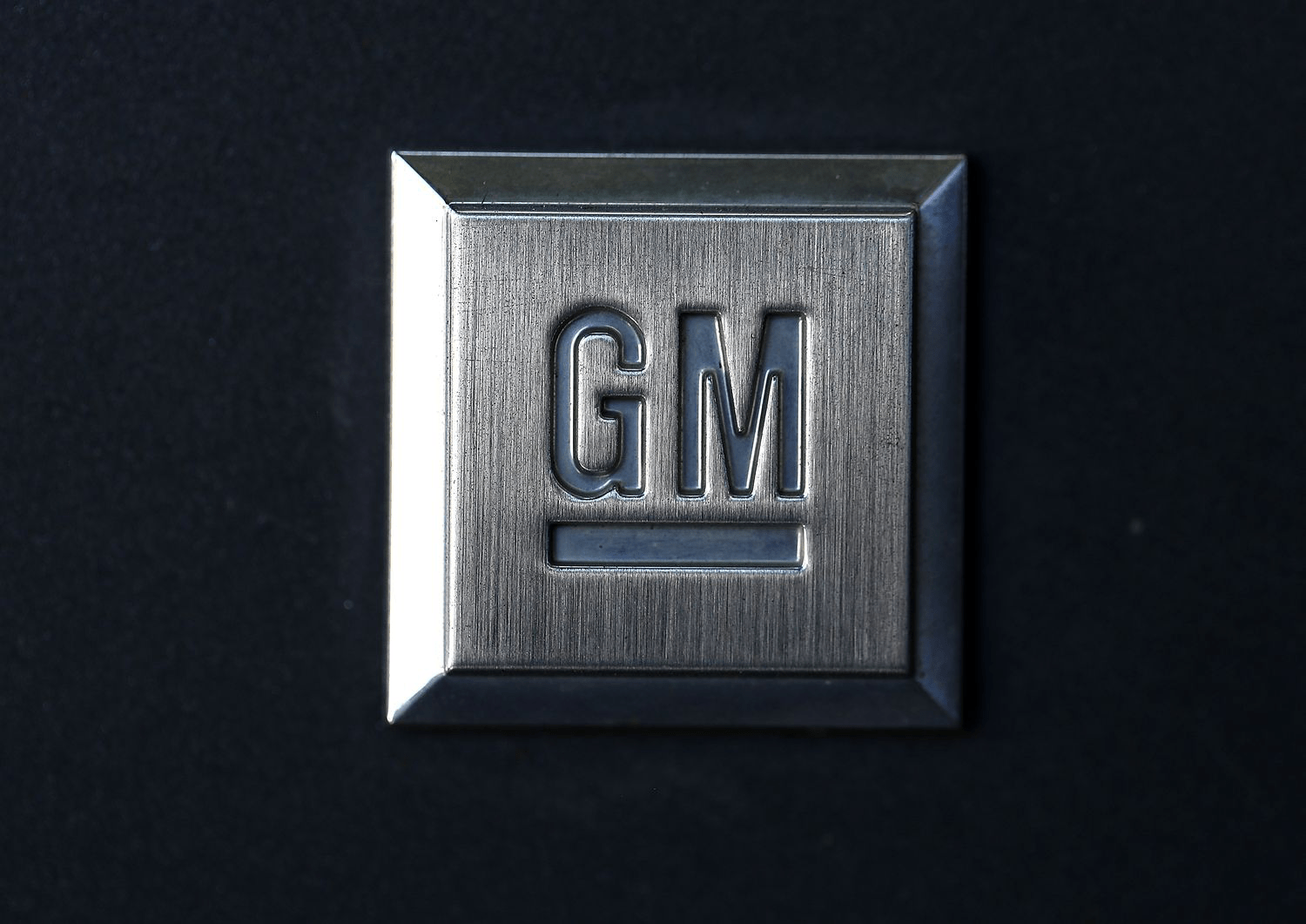 General Motors Q3 Natijalari: Sarmoyadorlarni Hayratda Qoldirdi