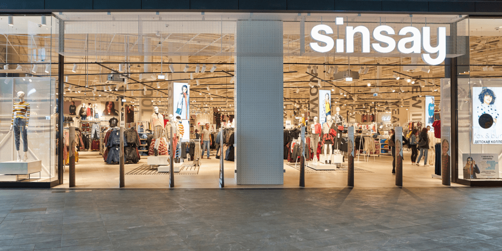 Популярные магазины возвращаются в Россию с обновлёнными названиями