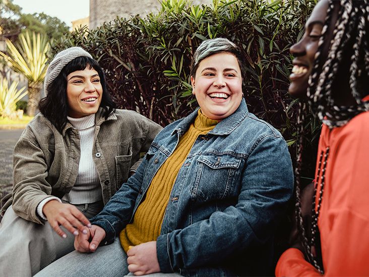 Как поддержать друга, который исследует свою гендерную идентичность: советы для настоящего союзника