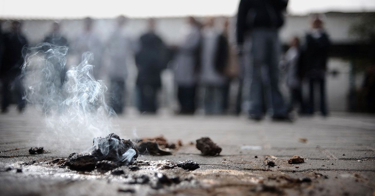 Bahaya Luka Bakar Fosfor Putih: Gejala, Penanganan, dan Siapa yang Berisiko