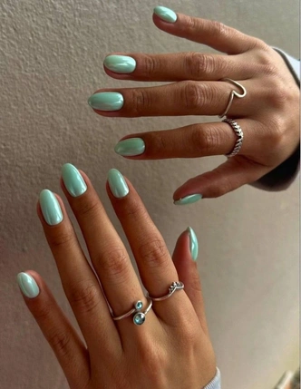 Мятный маникюр — свежий тренд
