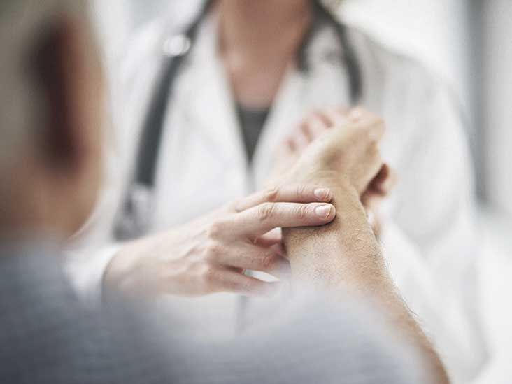 Синдром белого халата: причины, диагностика и эффективные методы борьбы