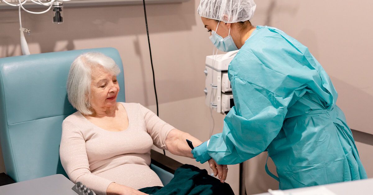 Вакцинация от COVID-19 для пациентов, проходящих иммунотерапию при раке