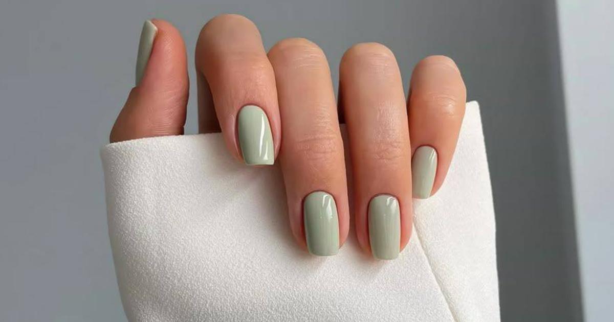 Маникюр в оттенках шалфея: элегантность и свежесть весеннего сезона
