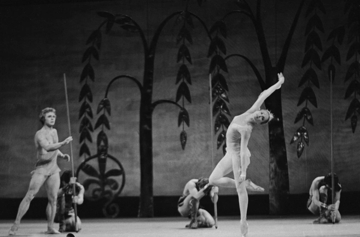 Yuri Solovyov Ikar rolida