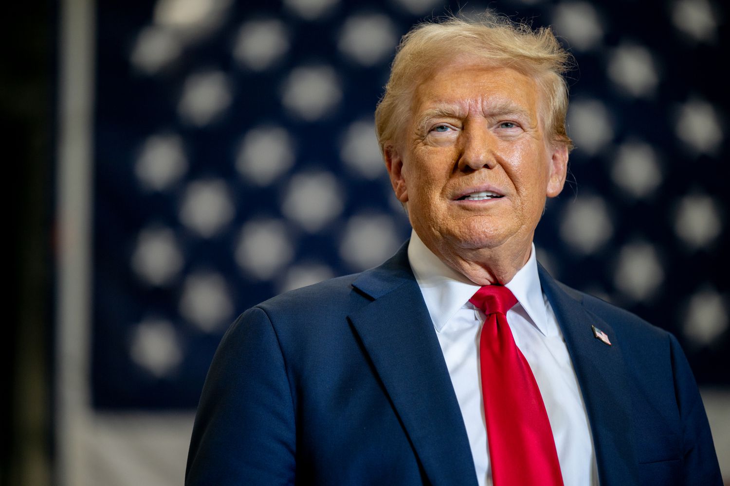 Trump Media Aksiyalarida Yirik Egasi Aktsiyalarini Sotdi — Ammo Bu Trump Emas