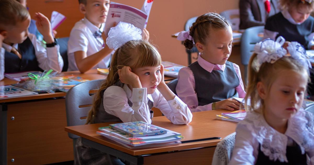 5 Effective Strategies to Help Your Child Thrive in School Transitions