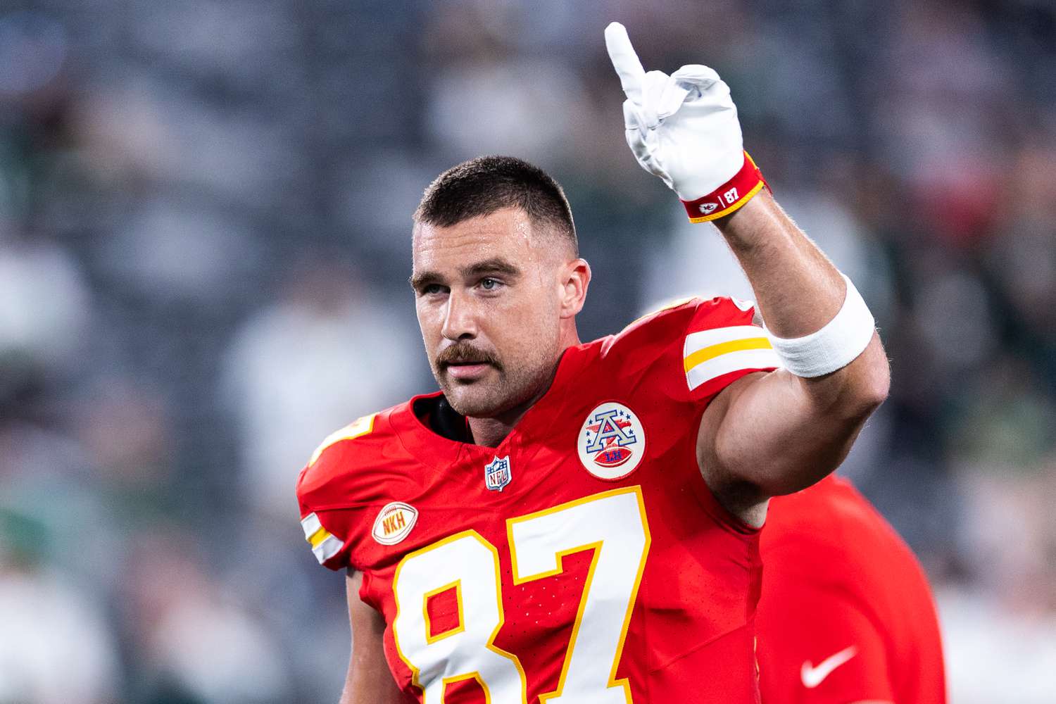 Travis Kelce: NFL ning Eng Qimmat Baholangan Tight Endining Sirli Dunyo