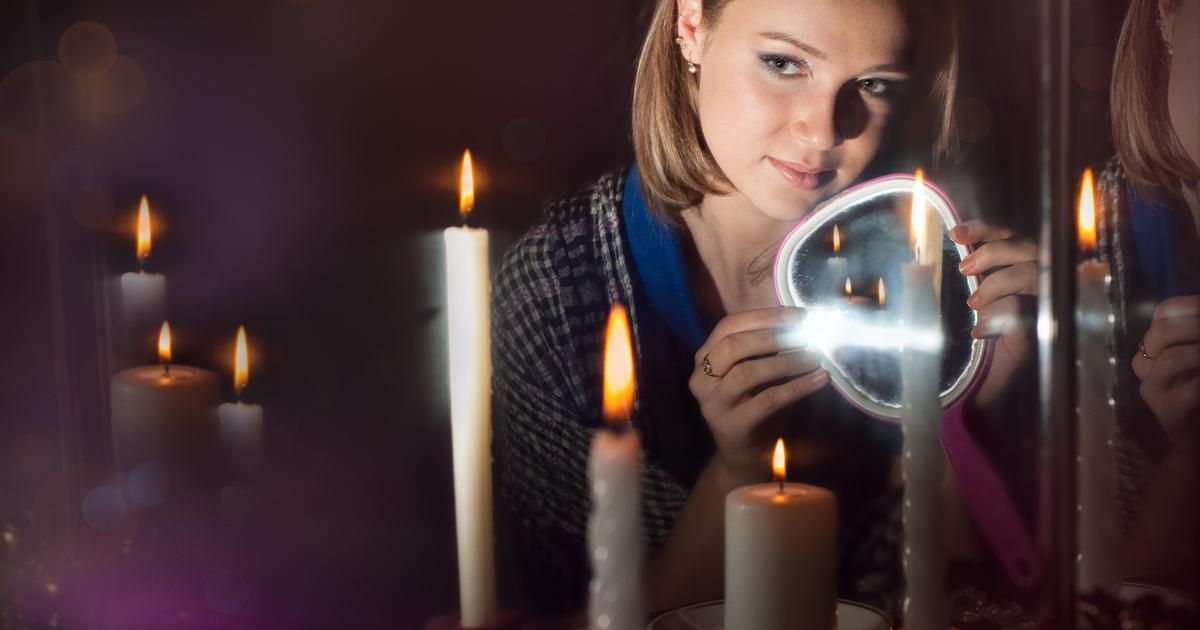 8 Enchanting Yuletide Divinations — Discover Your Destiny and the Name of Your Future Husband