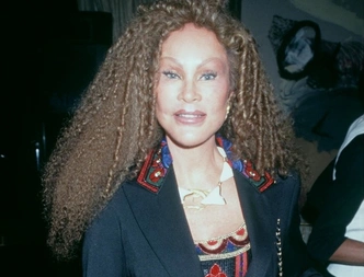 Женщина-кошка