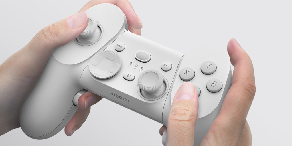 Discover the Ultimate Gaming Controller for Smartphones and PCs