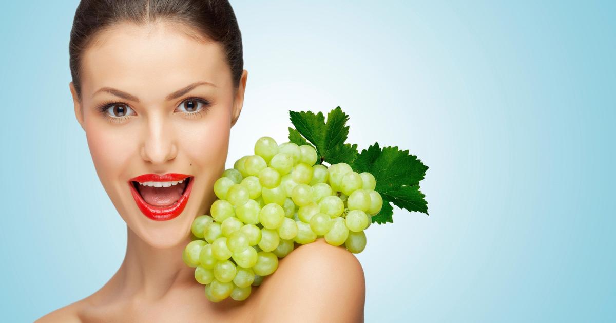 Rahasia Alami Kulit Cerah: Makanan yang Mendukung Produksi Asam Hialuronat