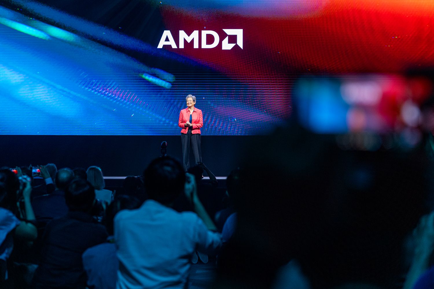 AMD готовится удивить мир новыми прорывами в области искусственного интеллекта