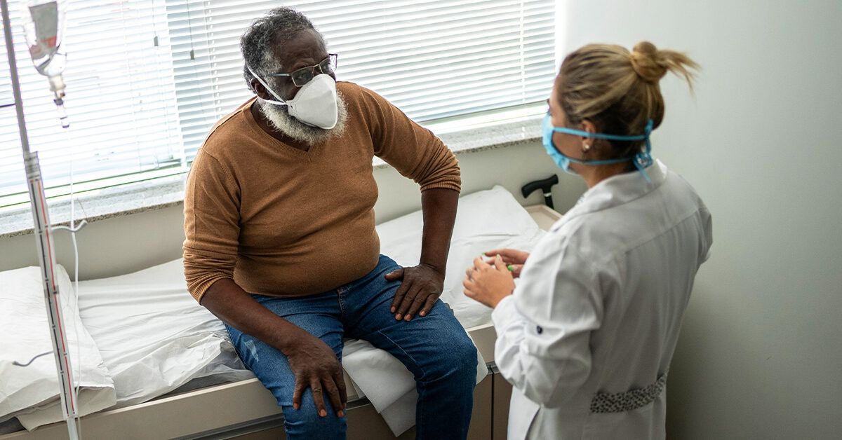 Почему болит колено после замены тазобедренного сустава и как справиться с болью