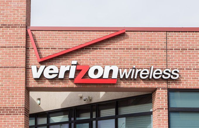 Top 4 Mutual Fund Holders of Verizon (VZ) in 2021: Shares and Portfolio Insights