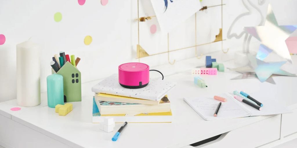 Yandexning innovatsion smart kolonka modeli: Stantsiya Light bilan tanishing