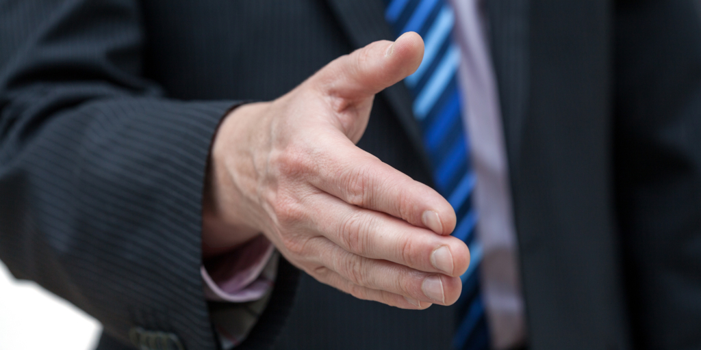 Mastering Body Language: 5 Key Ways to Boost Your Career and Workplace Relationships