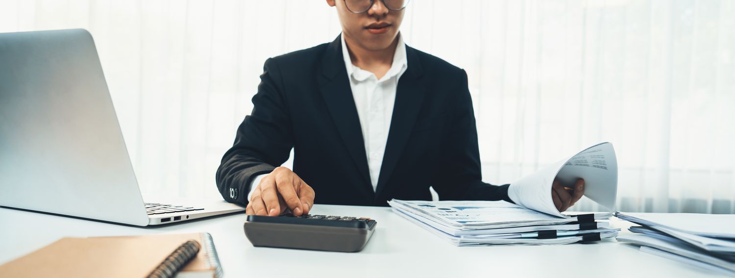 Transparency in Finance 2025: Key Insights, Costs, and Real-World Examples