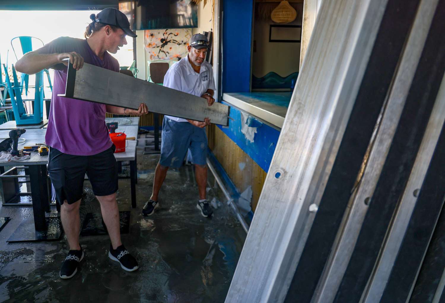 Неожиданное улучшение на рынке труда: число заявок на пособие по безработице снижается