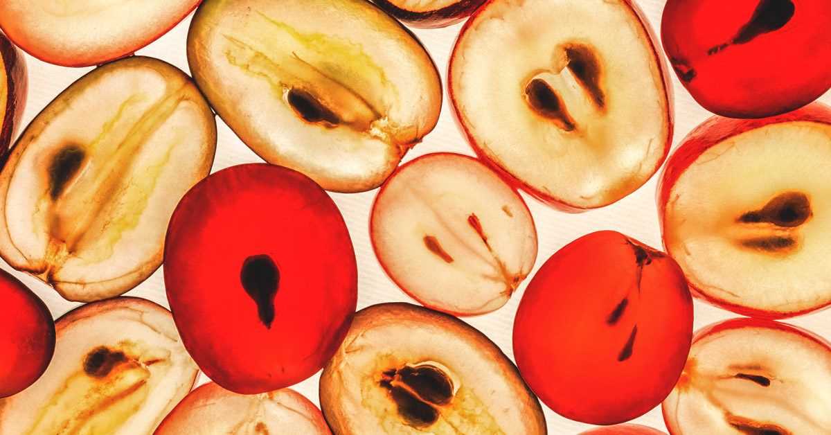 Grapeseed Oil for Acne Spots and Scars 2025: Benefits, Usage, and Top Products Under $20