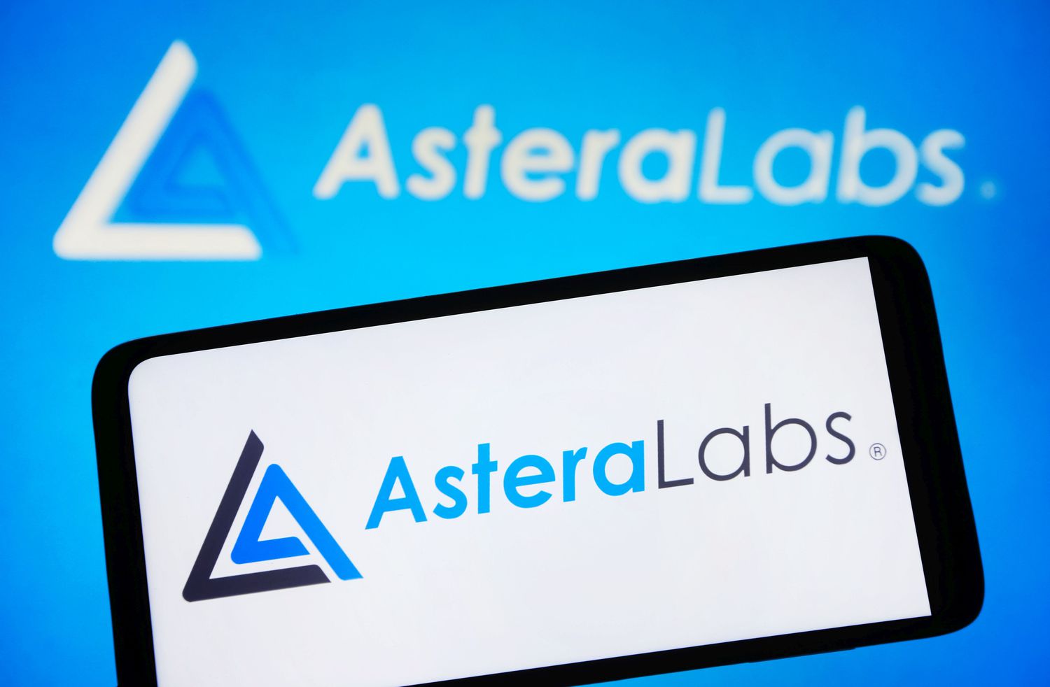 Astera Labs демонстрирует впечатляющий рост благодаря инновациям в области искусственного интеллекта
