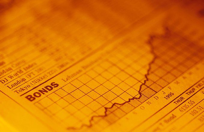 Investitsiya Savdolarida Birlashtirish: Qanday Ishlaydi va Nima Uchun Muhim