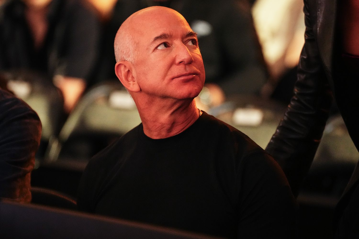 How Jeff Bezos Built a $230 Billion Fortune: The Rise of a Modern Financial Titan