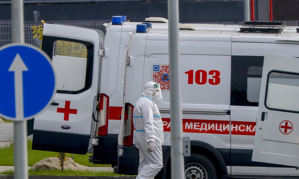 В России зафиксирован новый рекорд смертности от COVID-19 — что происходит в регионах?