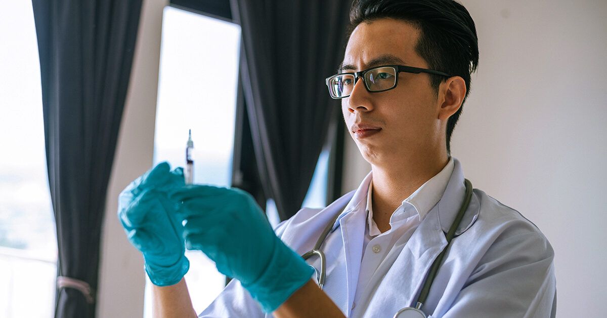 Эффективны ли инъекции в крестцово-подвздошный сустав при боли в спине?