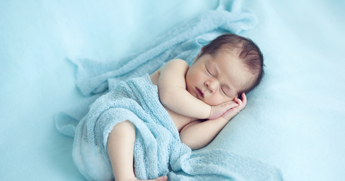 What Exhausted Parents Should Do If Their Infant Sleeps Poorly: Expert Tips