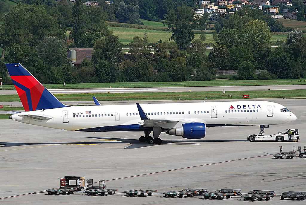 Delta Air Lines: Q3 Moliyaviy Natijalari Va Yo‘lovchi Oqimi Bo‘yicha Tahlil