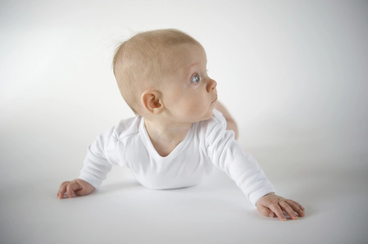 6 oylik bola rivojlanishi