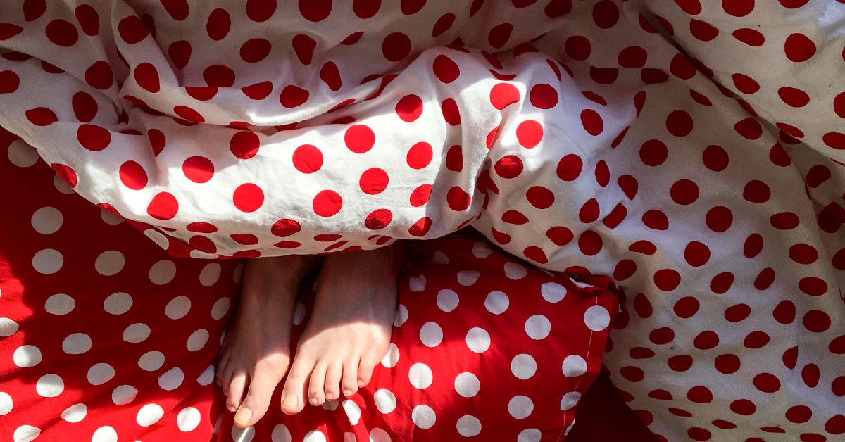 Как распознать кровянистые выделения: важные признаки и причины