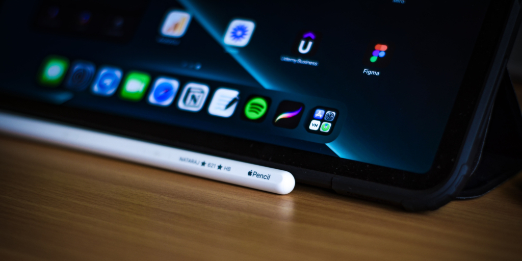 Почему пользователи выбирают сторонние приложения вместо стандартных сервисов Apple