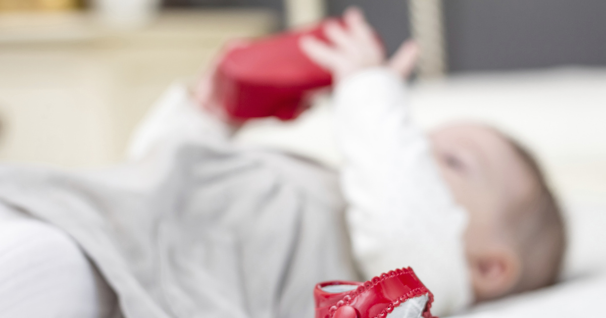 Идеальная первая обувь для малыша: советы для заботливых родителей