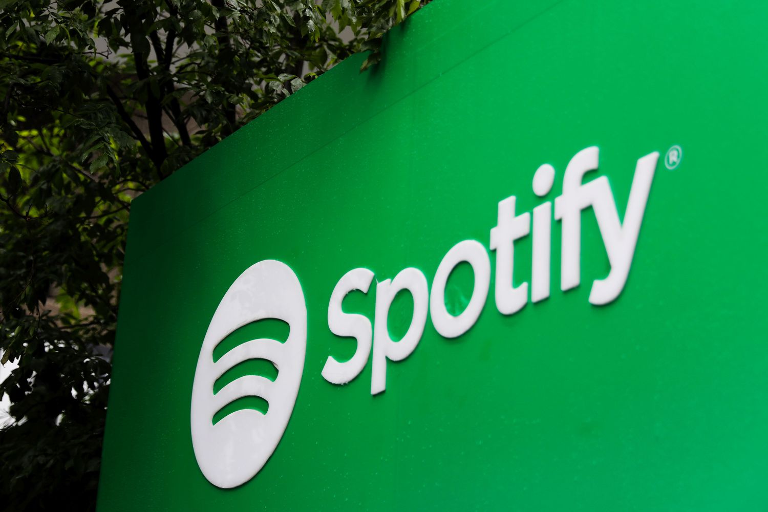 Spotify: Obunachilar Sonining O'sishi Va Yo'qotishlarning Kamayishi Orqali Yangi Cho'qqilarni Zabtladi
