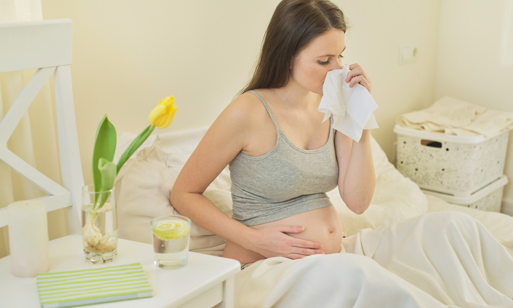 Как защитить себя и малыша от простуды в третьем триместре беременности