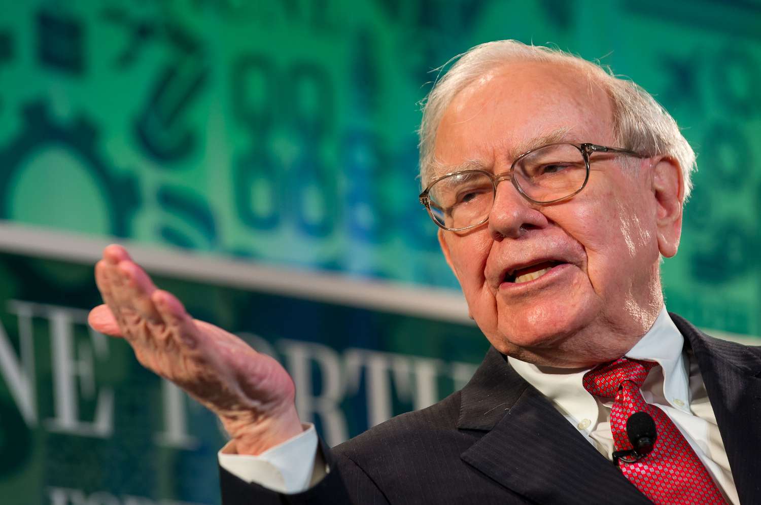 Warren Buffett's 2021 Annual Letter Highlights Berkshire Hathaway's 'Four Giants'