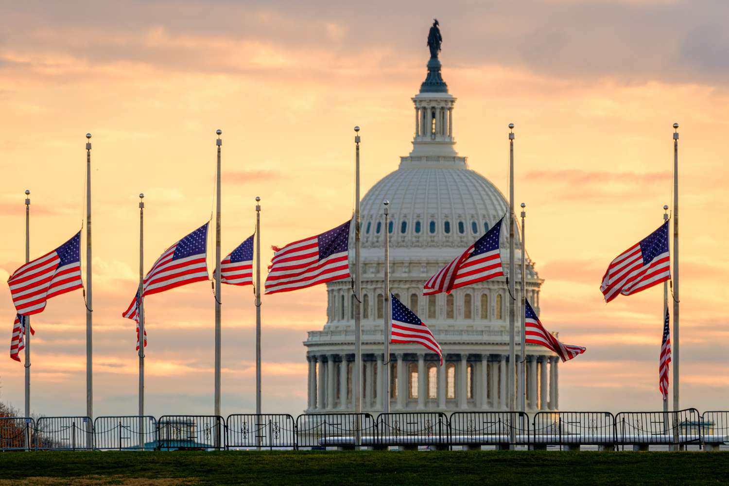 Moliyaviy Bozorlar Sobiq Prezident Jimmi Karterni Xotirlash Uchun Yopiladi