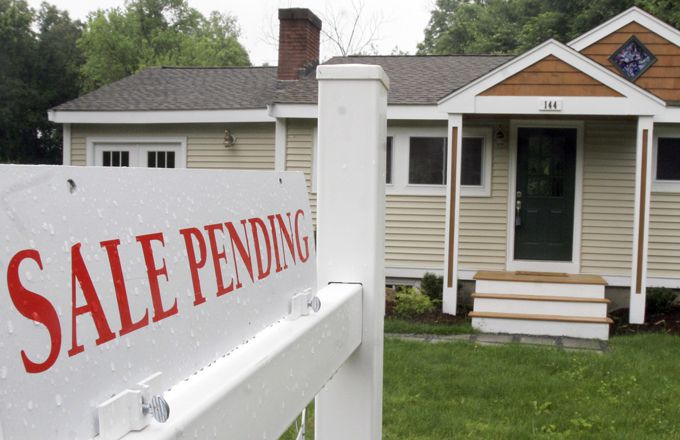 February 2022 Sees 7.2% Decline in Existing Home Sales Amid Rising Prices