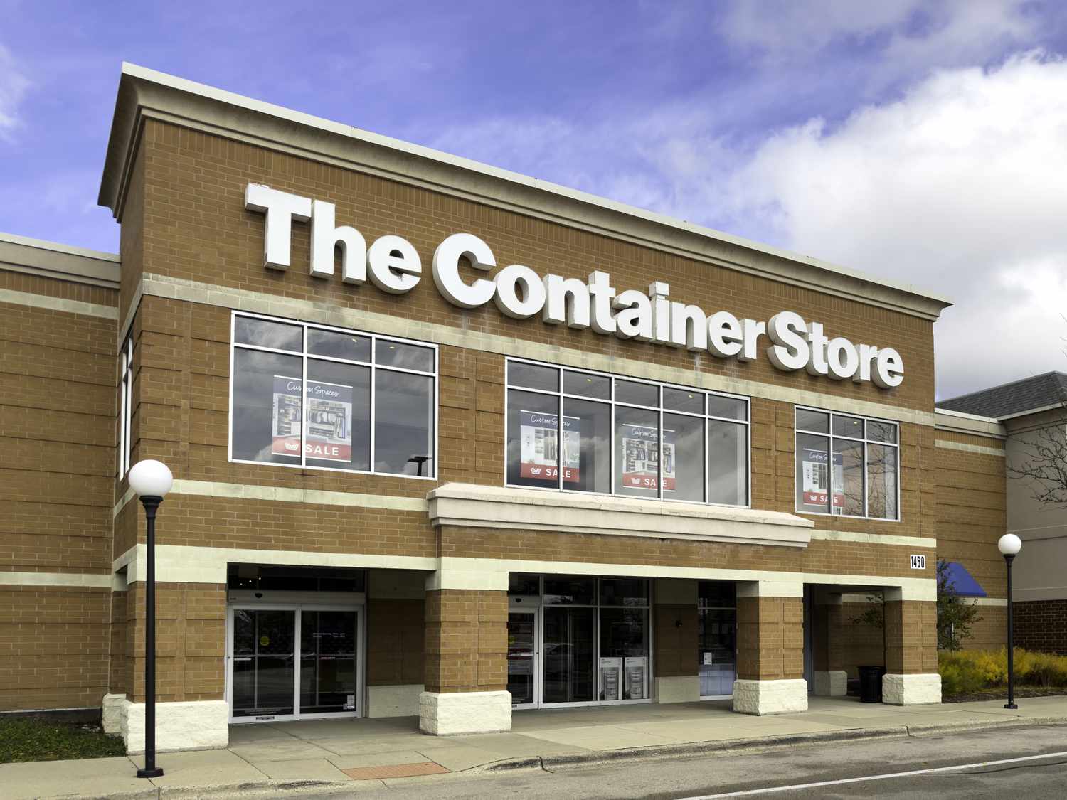 The Container Store Qiyinchiliklarga Qarshi Kurashmoqda: Yangi Bosqichga O'tmoqda