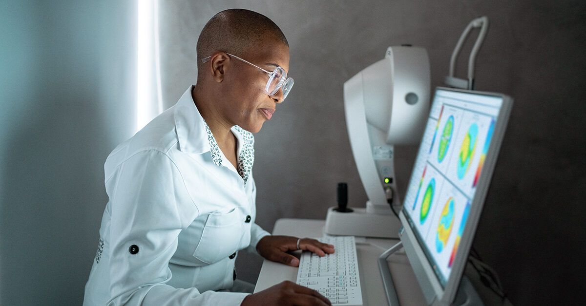 Все, что нужно знать о ретинопатии при ВИЧ: симптомы, причины и методы лечения