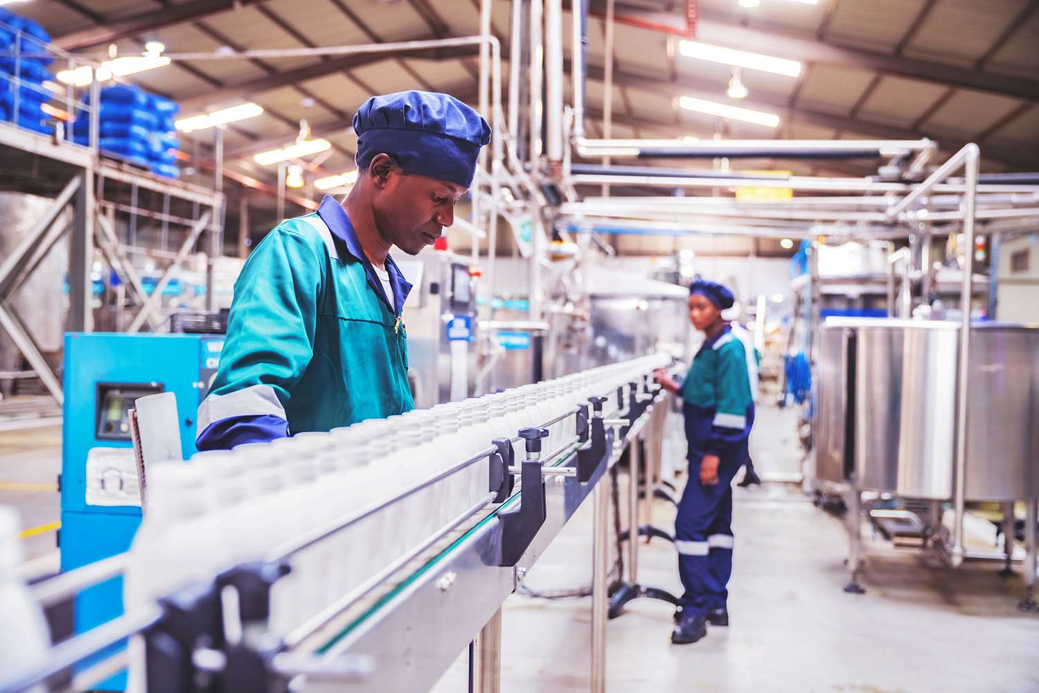 Mehnat Haqining Ishlab Chiqarish Xarajatlariga Ta'siri: Qanday Xarajat Turi?