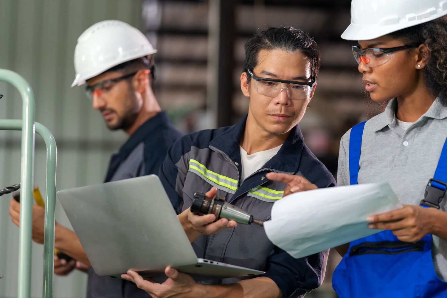 Menggali Peran Penting Tenaga Kerja Terampil dalam Dunia Modern